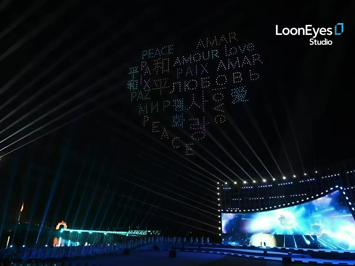 1,000 Drones Form a Heart-Shaped Display of the Words 'Peace' and 'Love' in Multiple Languages