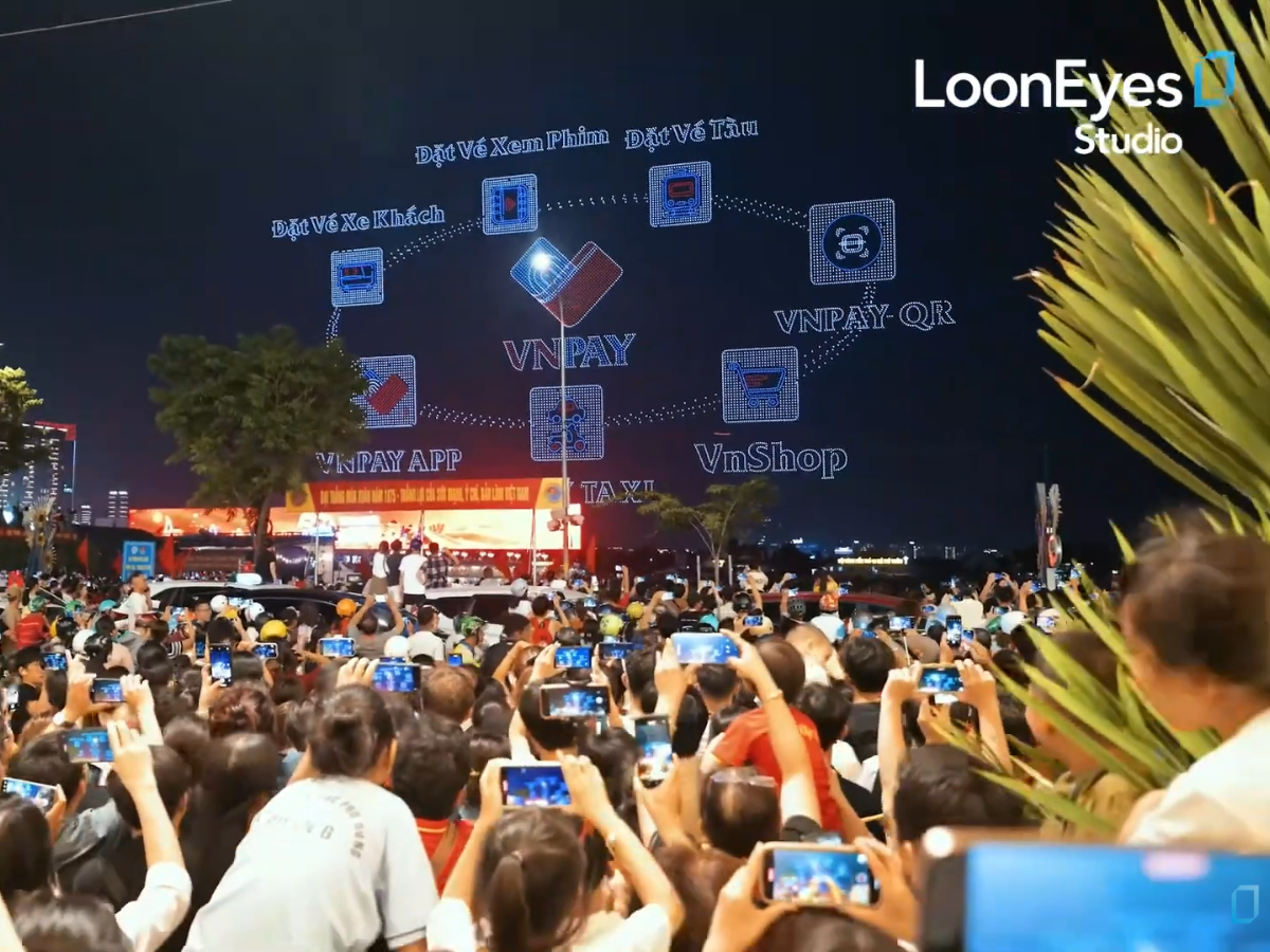 ベトナムにおけるドローンライトショー ・静的な広告ではなく、ブランドが「アイコニックな瞬間」（iconic moment）を創り出すための新たなステップ
