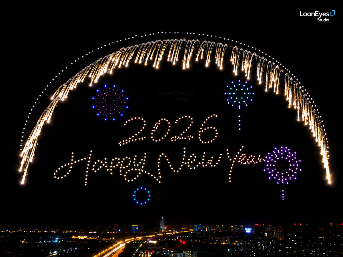 Pyro Drone Show: The art of combining Drone Light and Fireworks in the sky 